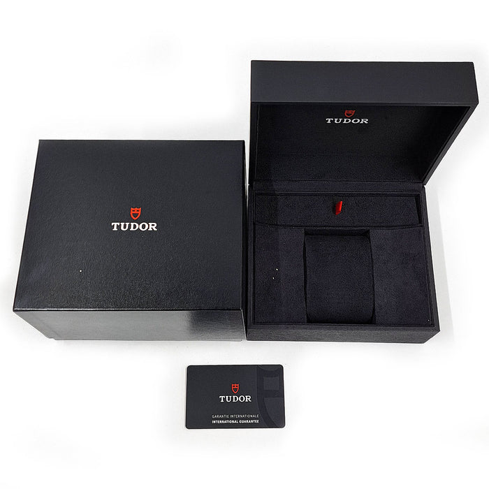 TUDOR
Black Bay 36
With box and warranty card