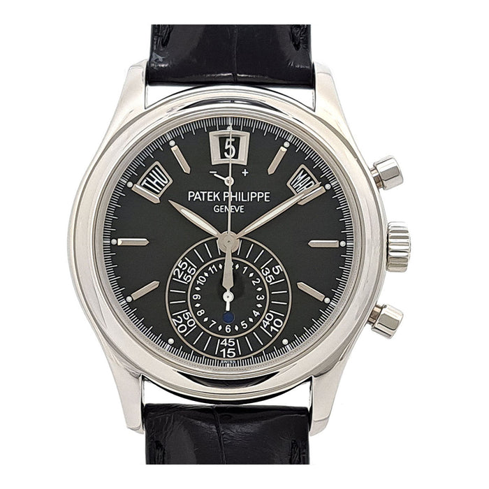 百达翡丽
复杂功能腕表 年历计时码表
附带盒子和证书