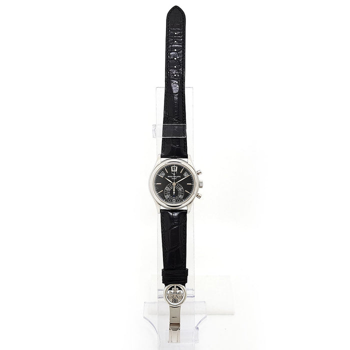PATEK PHILIPPE
Complicated Watch Annual Calendar Chronograph
With Box and Guarantee Card