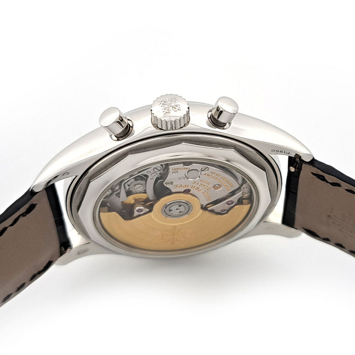 百达翡丽
复杂功能腕表 年历计时码表
附带盒子和证书