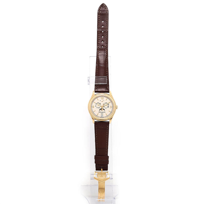 PATEK PHILIPPE 
Calendario Annuale 
Con scatola e garanzia