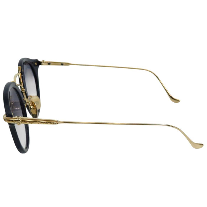 CHROME HEARTS
CH Logo Cross
EVAGASABLELISTIC Eyewear