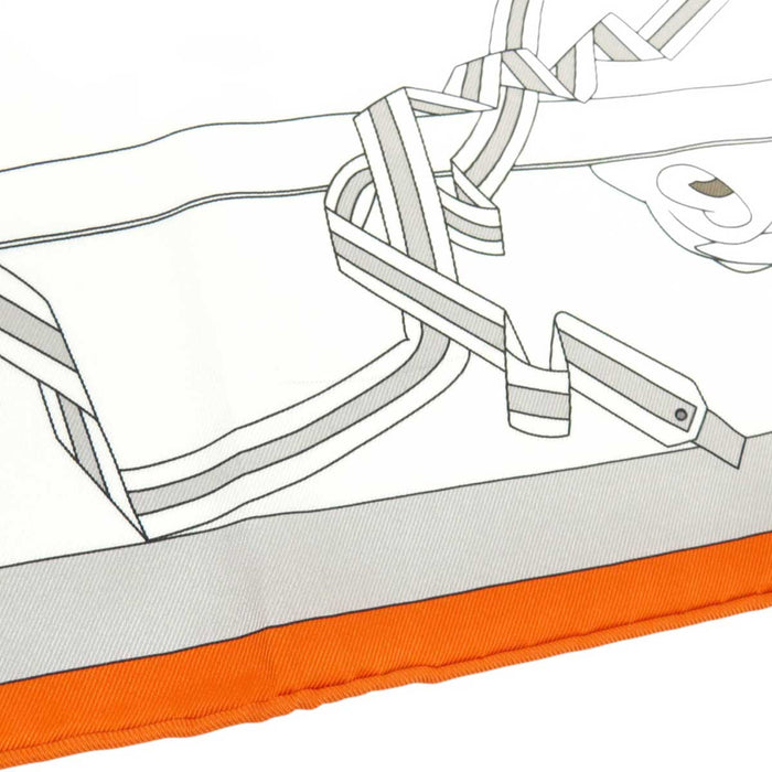 HERMES
Silk Logo
Carré 70 Pele-Mele Sellier Perle-Mer Sellier
