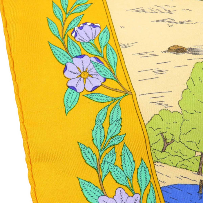 HERMES 
シルク 大判 花 
カレ 90 COSTUMES DES DEPARTEMENTS 部門の衣装