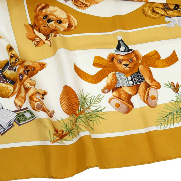 HERMES
Teddy Bear Bear Large Silk
Scarf 90 CONFIDENTS DESCOEURS Friend of the Heart