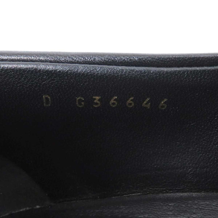 CHANEL 
COCO CC ロゴ レザー 
ココマーク ターンロック マトラッセ ローファー