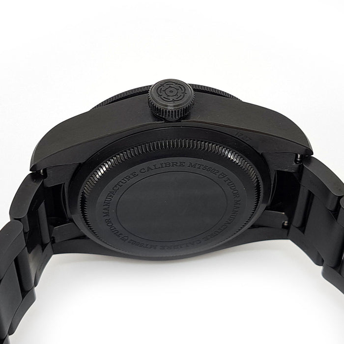 TUDOR
Heritage Black Bay Dark
With box and warranty card