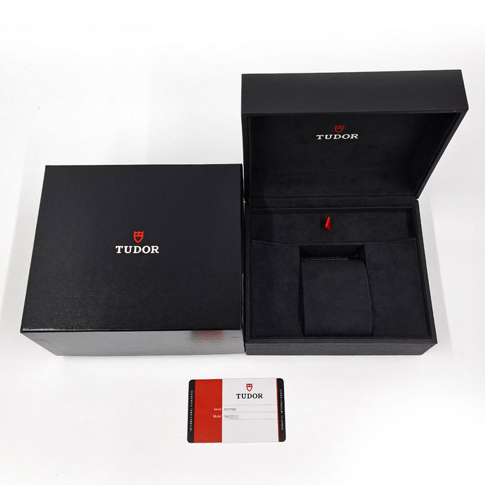 TUDOR
Heritage Black Bay Dark
With box and warranty card