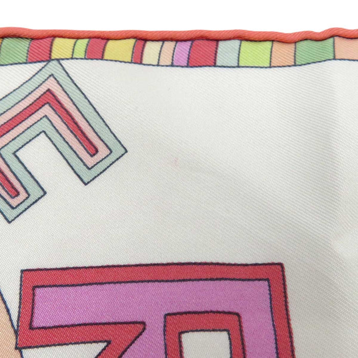 HERMES 
福布爾聖多諾雷24號 大方巾 絲綢 
方巾 90 法國 巴黎 24 Fbg