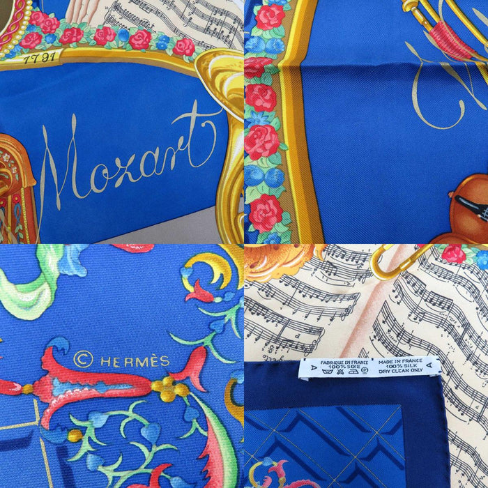 HERMES 
Écharpe grand format soie 
Carré 90 Wolfgang Amadeus Mozart Hymne à Mozart
