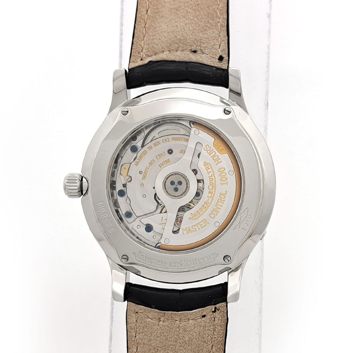 JAEGER-LECOULTRE 
Master Moon 
With Box and Warranty Card