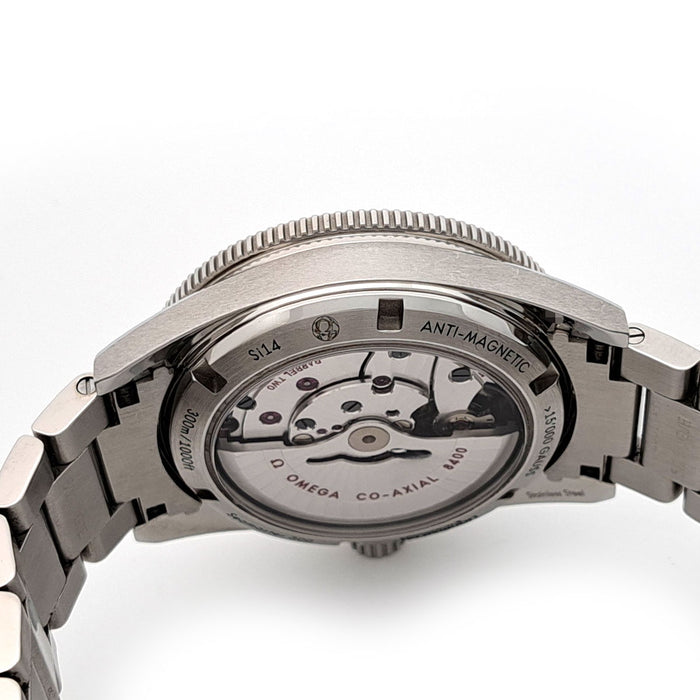 OMEGA 
シーマスター 300M コーアクシャル 
箱ギャラ付