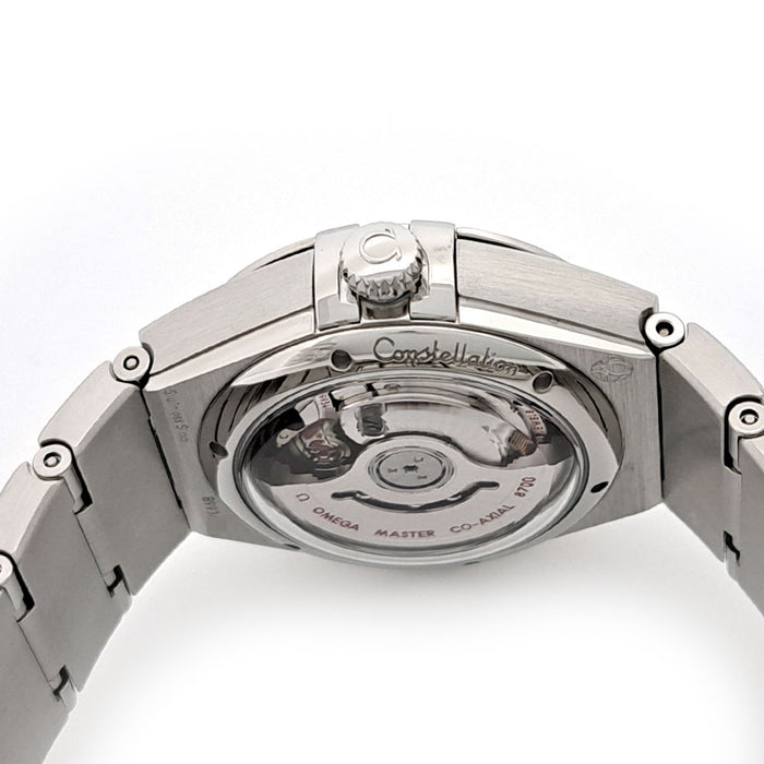 OMEGA
Constellation Overhauled by OMEGA
With warranty card