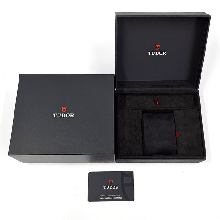 TUDOR
Black Bay 54
With box and warranty card