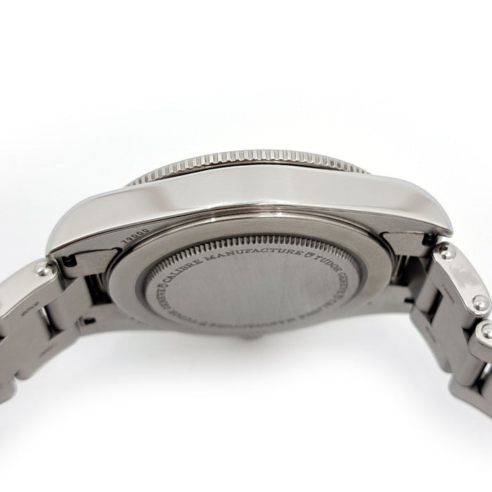 TUDOR
Black Bay 54
With box and warranty card