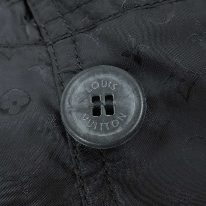 LOUIS VUITTON
LV logo all-over pattern hood nylon
Monogram hooded coat