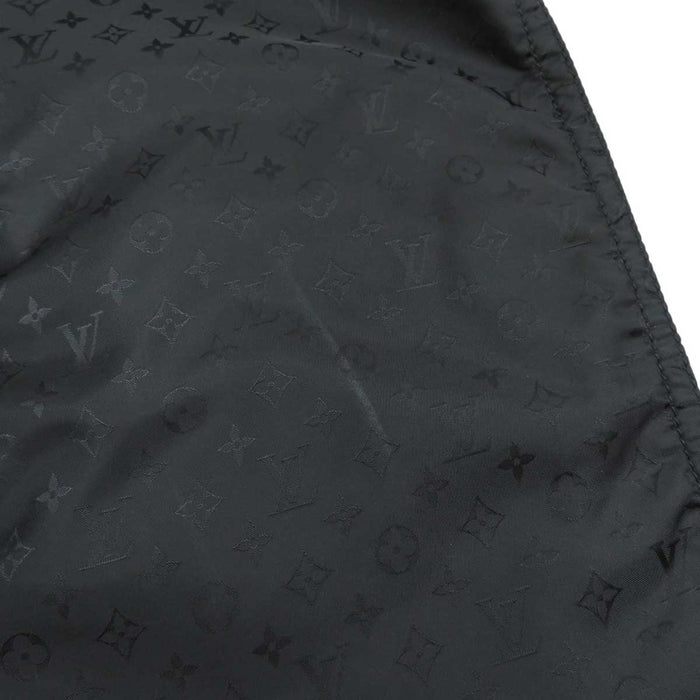 LOUIS VUITTON
LV logo all-over pattern hood nylon
Monogram hooded coat