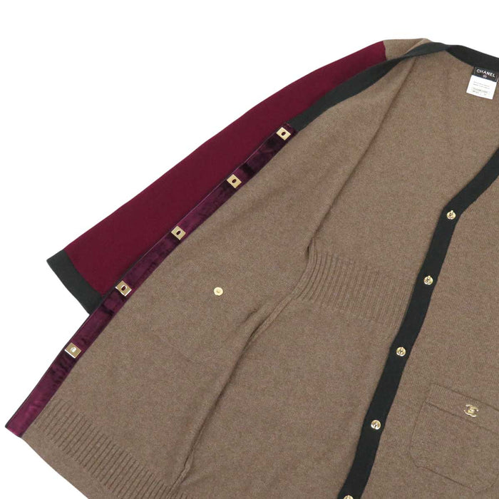 CHANEL
COCO CC Logo V-Neck Gold Color Metal Fittings
Coco Mark Turn Lock Cashmere Long Cardigan