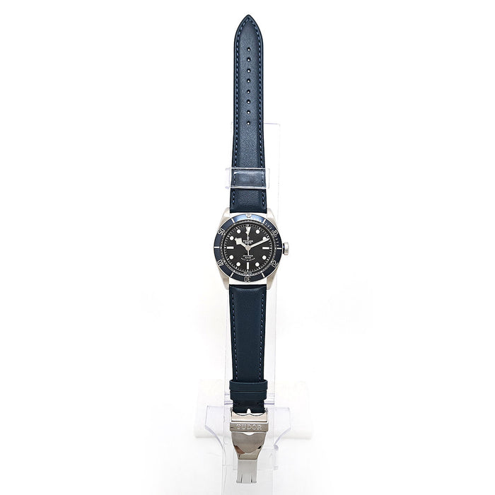 TUDOR
Heritage Black Bay
With Warranty Card