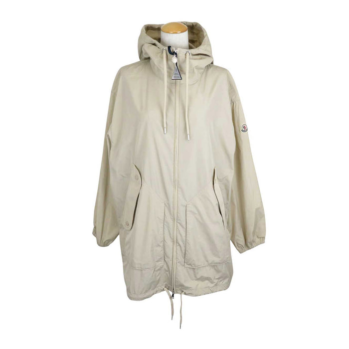 MONCLER 
Toppa Doppia Cerniera Cappuccio Prodotto nel 2024 
MELIA Cappotto