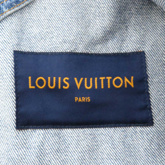 LOUIS VUITTON
LV Cotton
Monogram Denim Jacket