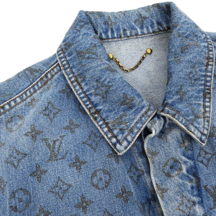 LOUIS VUITTON
LV Cotton
Monogram Denim Jacket