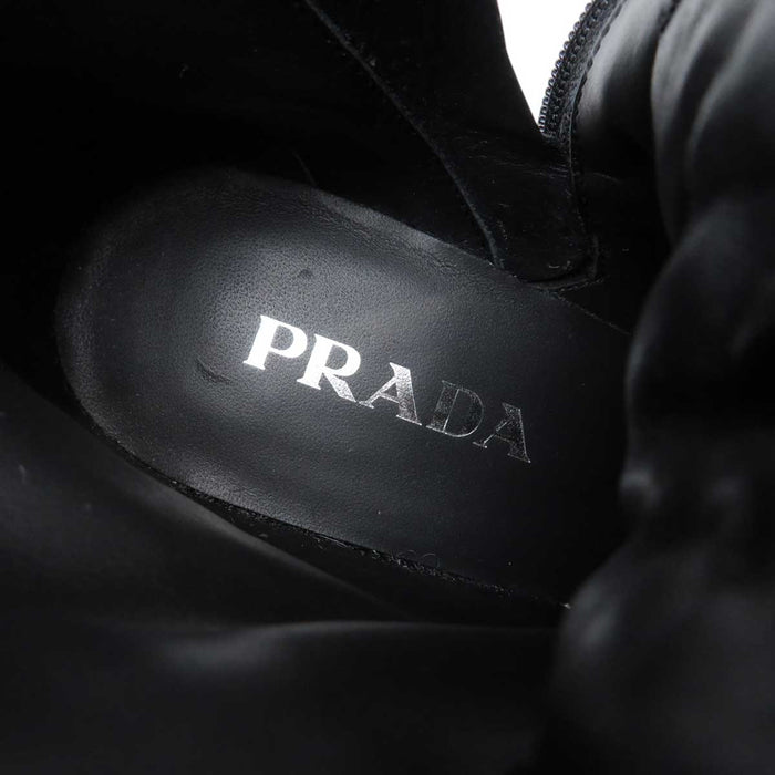 PRADA
Triangle Logo Plate Re-Nylon Side Zip
Re-Nylon Triangle Logo Short Boots