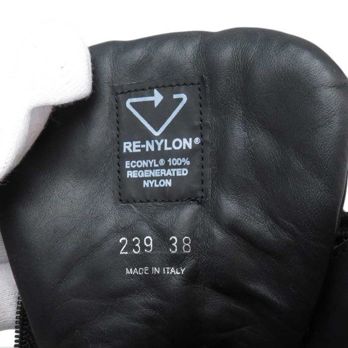 PRADA
Triangle Logo Plate Re-Nylon Side Zip
Re-Nylon Triangle Logo Short Boots