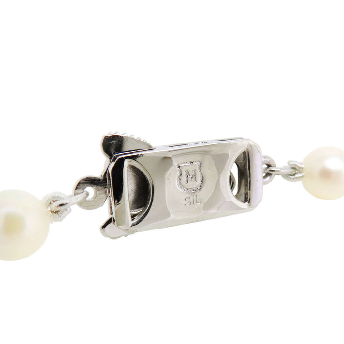 MIKIMOTO 
Akoya Pearl Necklace