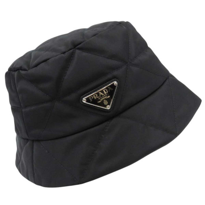PRADA
Re-Nylon Triangle Logo Plate
Re-Nylon Quilting Triangle Logo Bucket Hat