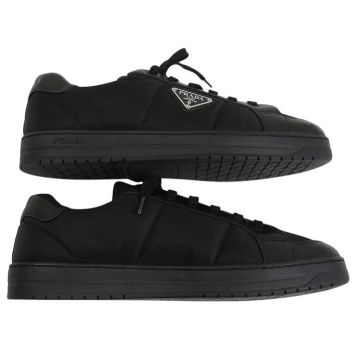 PRADA 
ロゴ レースアップ 三角ロゴ 
トライアングルロゴ RE-NYRON ダウンタウン スニーカー
