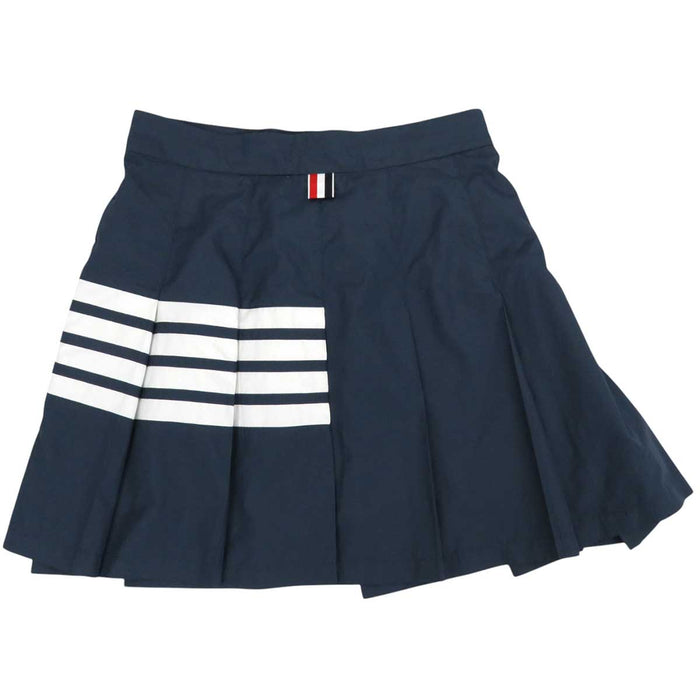 THOM BROWNE 
Flyweight 
4BAR Pleated Nylon Skirt