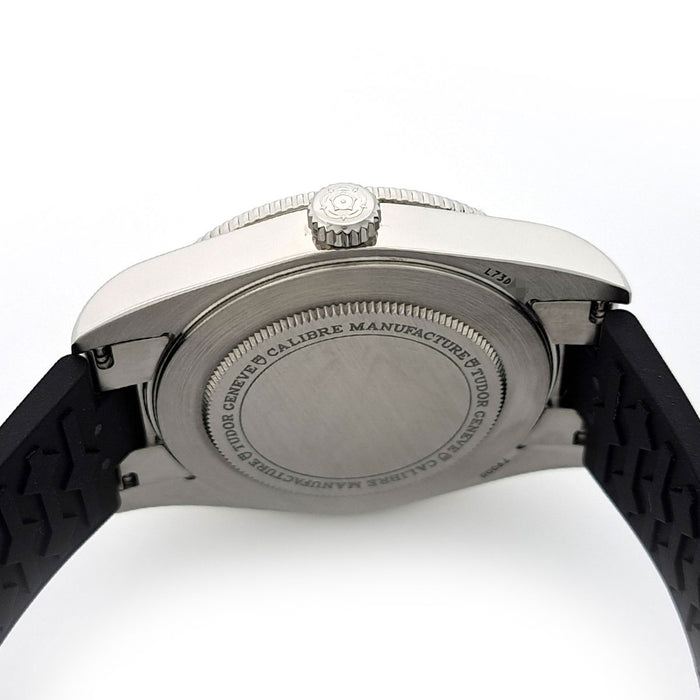 TUDOR
Black Bay 54
With box and warranty card