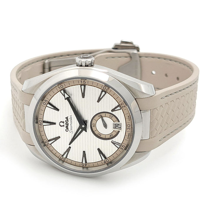 OMEGA 
Seamaster Aqua Terra 
Avec boîte et garantie