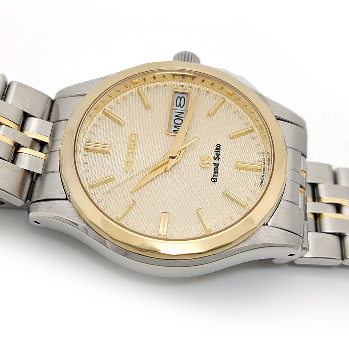 SEIKO
Grand Seiko Day-Date
With Box