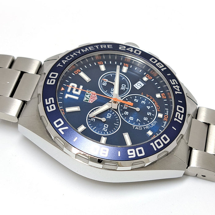 TAG HEUER
Formula 1 Chronograph
With box and warranty card