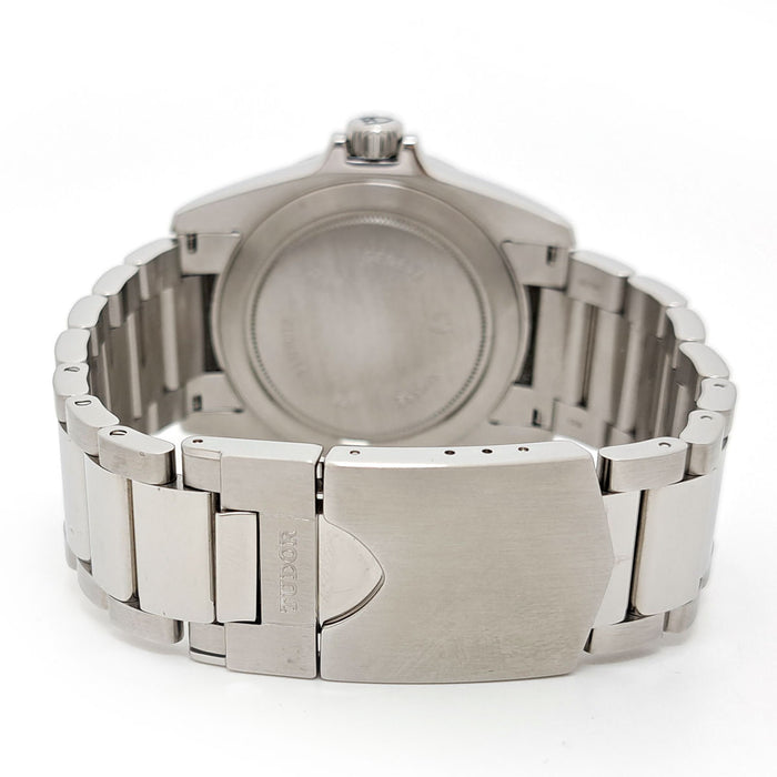 TUDOR 
Grand Tour Date 
With box and warranty card