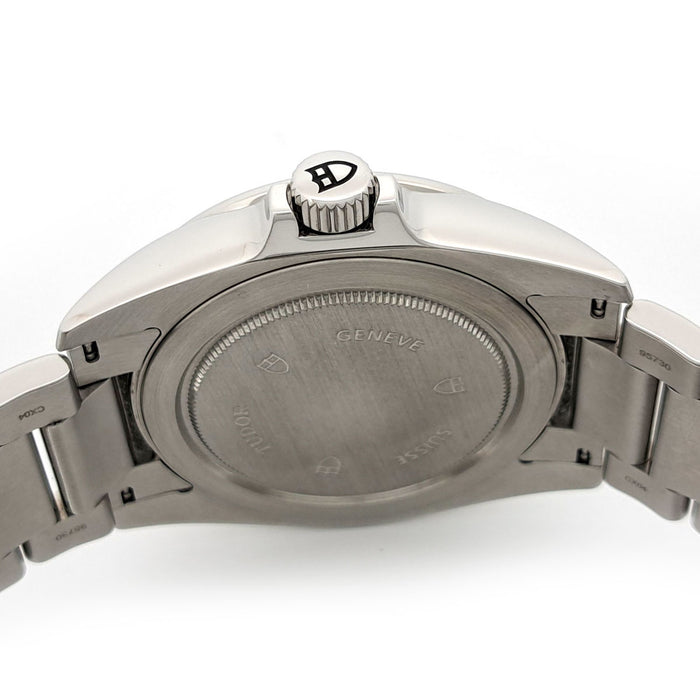 TUDOR 
Grand Tour Date 
With box and warranty card