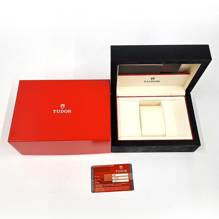 TUDOR 
Grand Tour Date 
With box and warranty card
