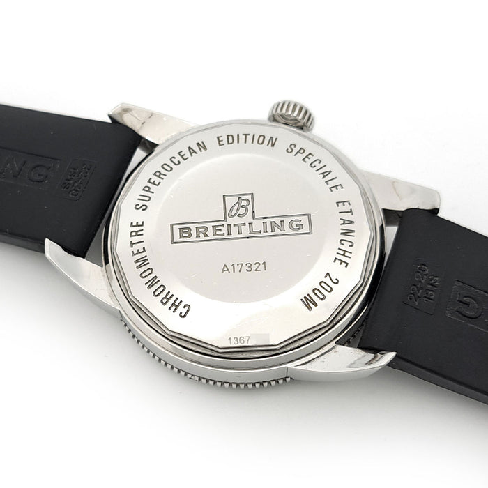 BREITLING 
Superocean Heritage 
With box and warranty card