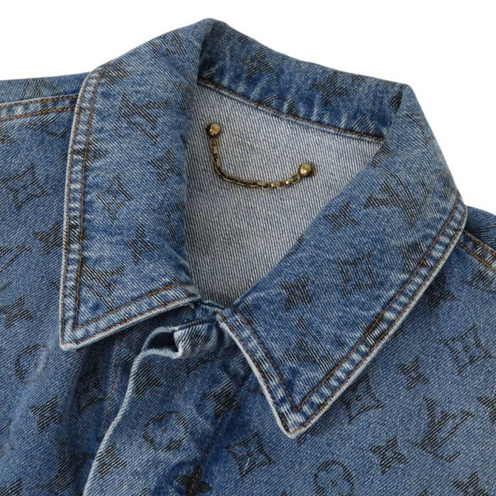 LOUIS VUITTON
LV Logo Cotton RM202 YIE HJA71W
Monogram Denim Jacket