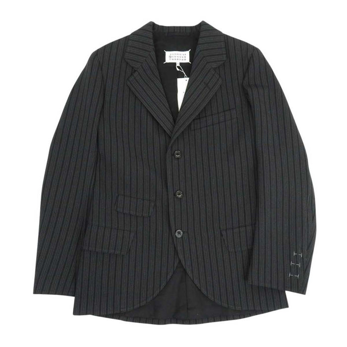 Maison Margiela
Single Wool Jacket Suit
Stripe Tailored Jacket