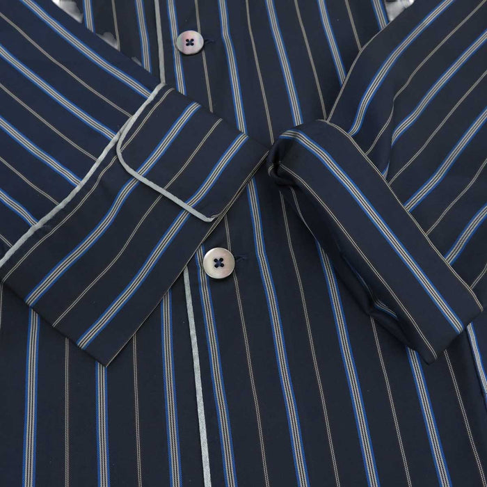 Maison Margiela 
ナイトウェア キュプラ 
ストライプ パジャマ ロングスリーブ シャツ