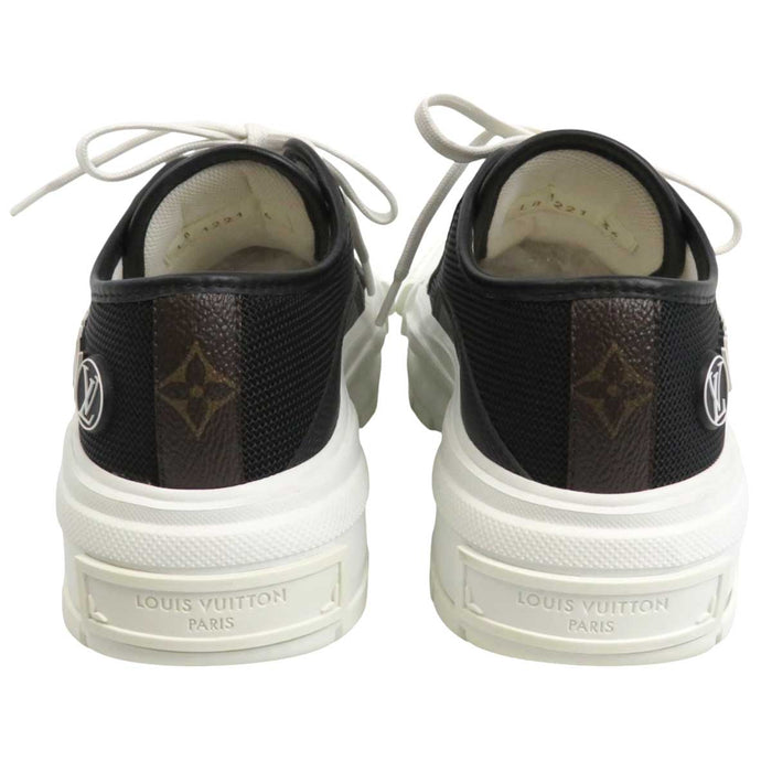 LOUIS VUITTON 
Logo chaussures à lacets 
Squadd ligne mesh cuir baskets
