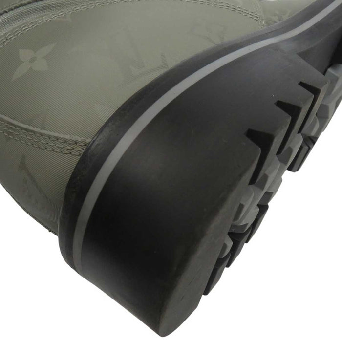 LOUIS VUITTON 
ロゴ モノグラム 
LV オーベルカンプフ モノグラム ブーツ