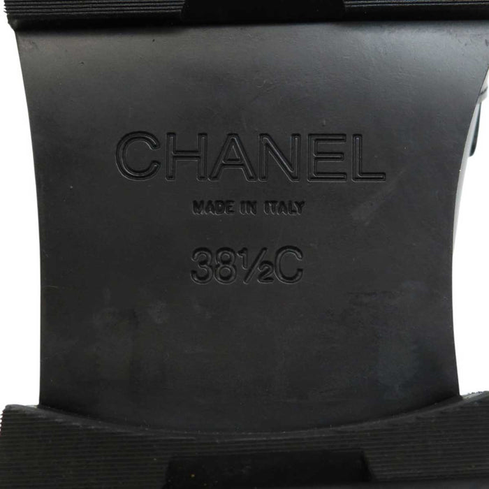 CHANEL 
COCO CC logo cuir 23B ferrures couleur argent 
mocassins logo Coco