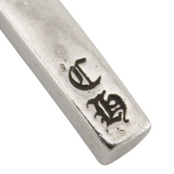 CHROME HEARTS
CH MAPPLETHORPE Silver
Maple Soap Cross Pendant Top