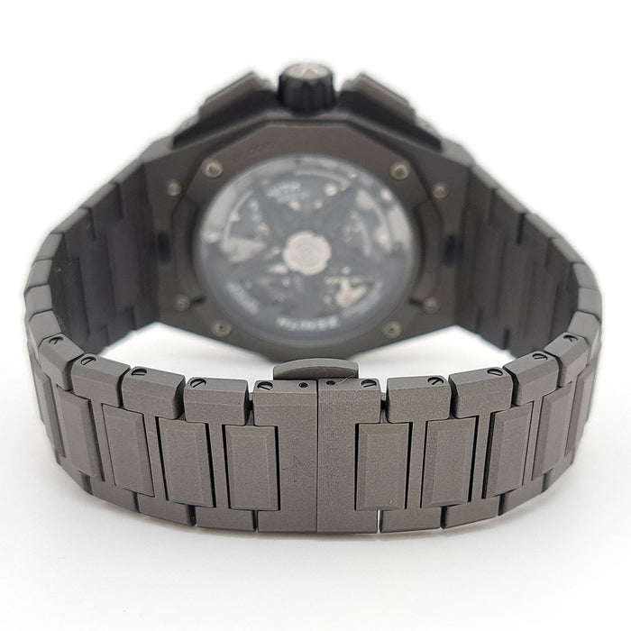ZENITH
Defy Extreme
With box and warranty card