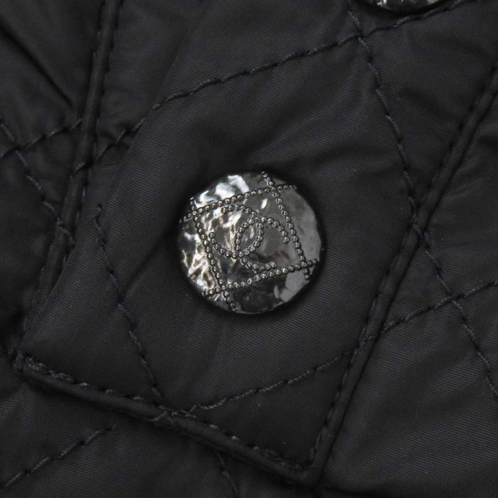 CHANEL
COCO CC 標誌 可可鈕扣
可可標誌 菱格紋 疊穿 運動衫