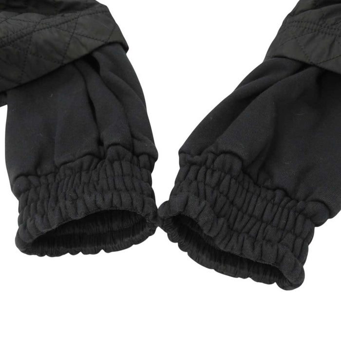 CHANEL
COCO CC 標誌 可可鈕扣
可可標誌 菱格紋 疊穿 運動衫